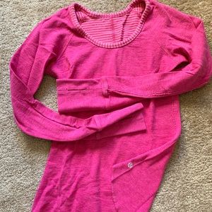 Reversible lululemon top